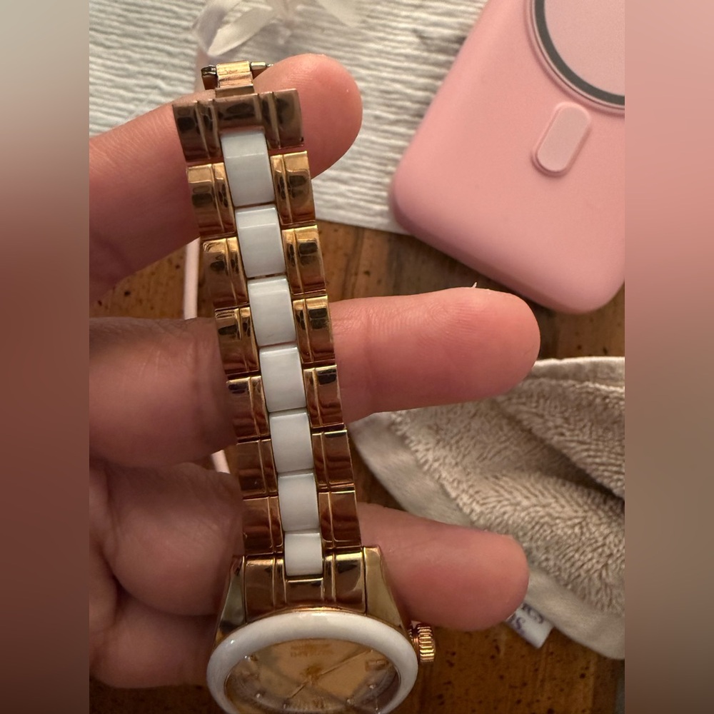 I Am Not Using No More Instant Of Apple Watch. - image 5